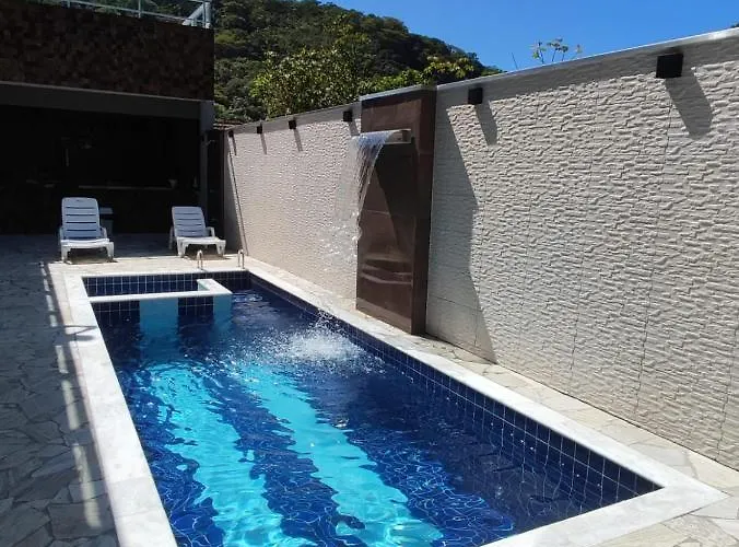 Caraguatatuba Hotels With Jacuzzi in Room