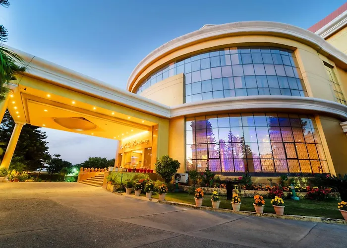 Katra (Jammu and Kashmir) Hotels With Jacuzzi in Room