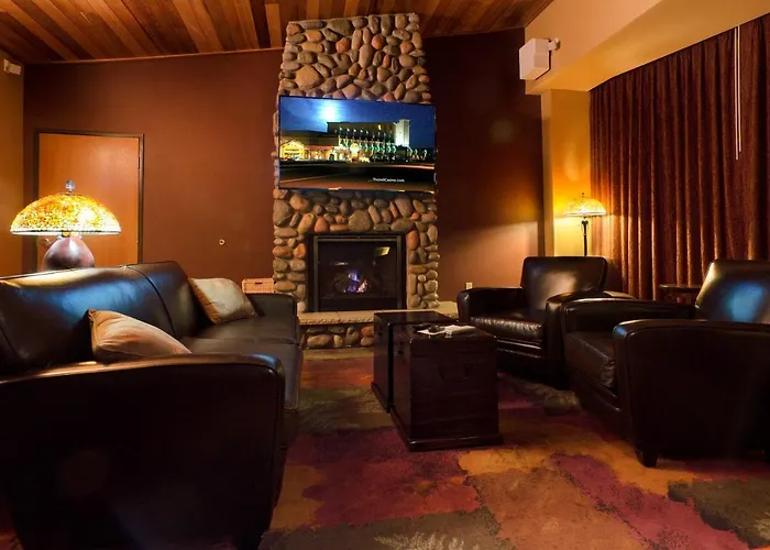 Bandon Hotels With Jacuzzi in Room